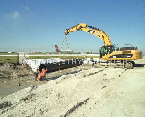 La mise en œuvre des aéroports de tuyaux en polyéthylène